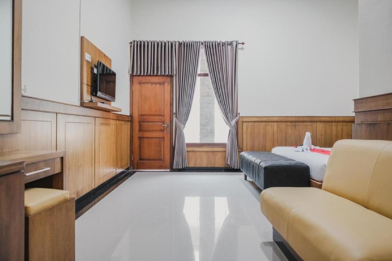 Hotel Reddoorz Plus @ Jalan Dr. Cipto Mangunkusumo Lampung Bandar Lampung Exteriér fotografie