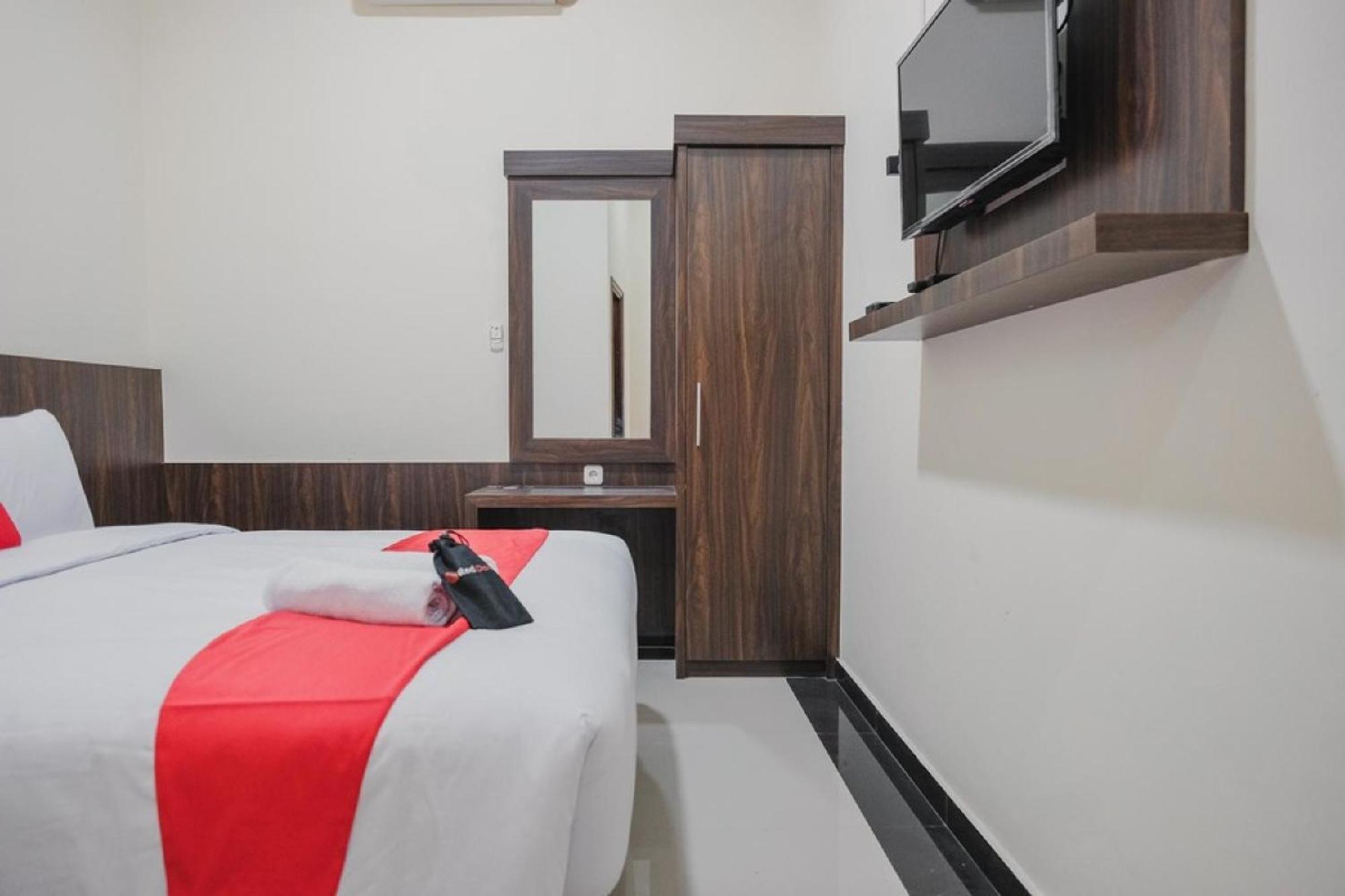 Hotel Reddoorz Plus @ Jalan Dr. Cipto Mangunkusumo Lampung Bandar Lampung Exteriér fotografie